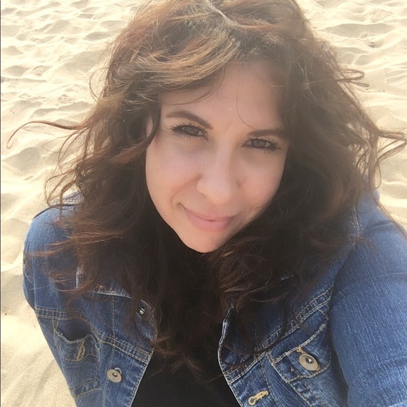 Meet your Posher, Bella - Picture 7 of 8